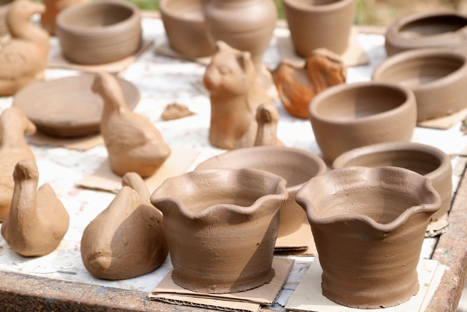 Handmade pottery on display, the kind of work buyers weigh up when comparing handmade vs mass produced ceramics